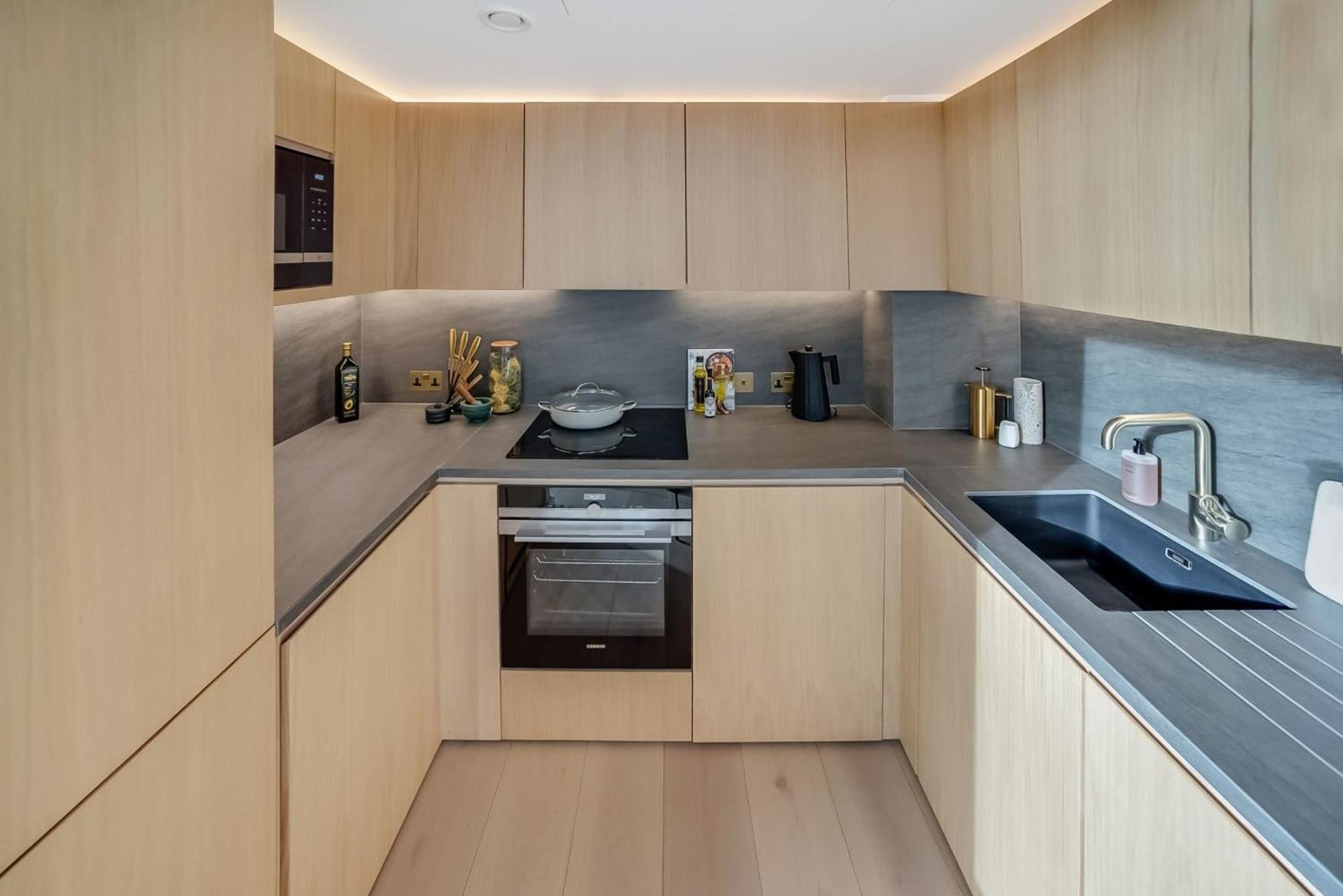 Modern Apartments At Enclave Located In Central London Exterior photo
